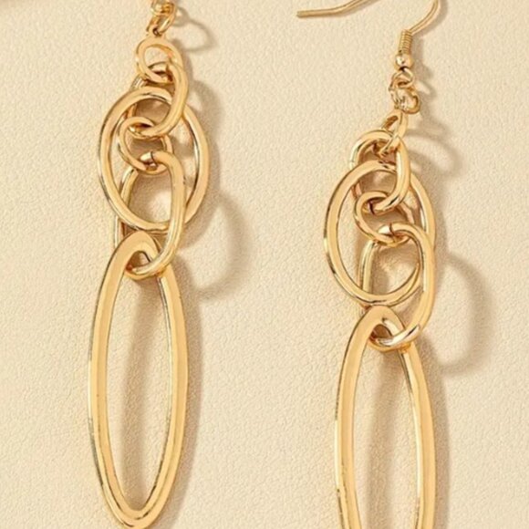 Elegant 14k Gold Plated Hollow Oval Shape Long Dangle Earrings - Picture 2 of 3